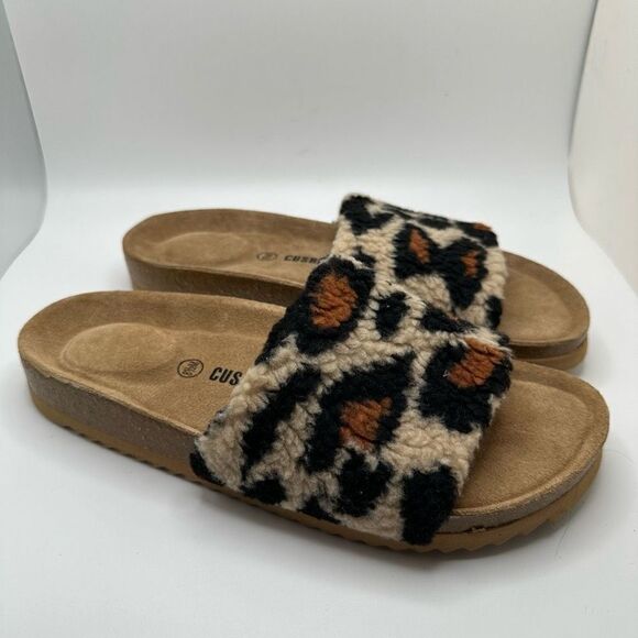 CUSHIONAIRE Women's Lonie Cork footbed Slide Sandal with +Comfort 8.5 CHEETAH - Picture 1 of 7